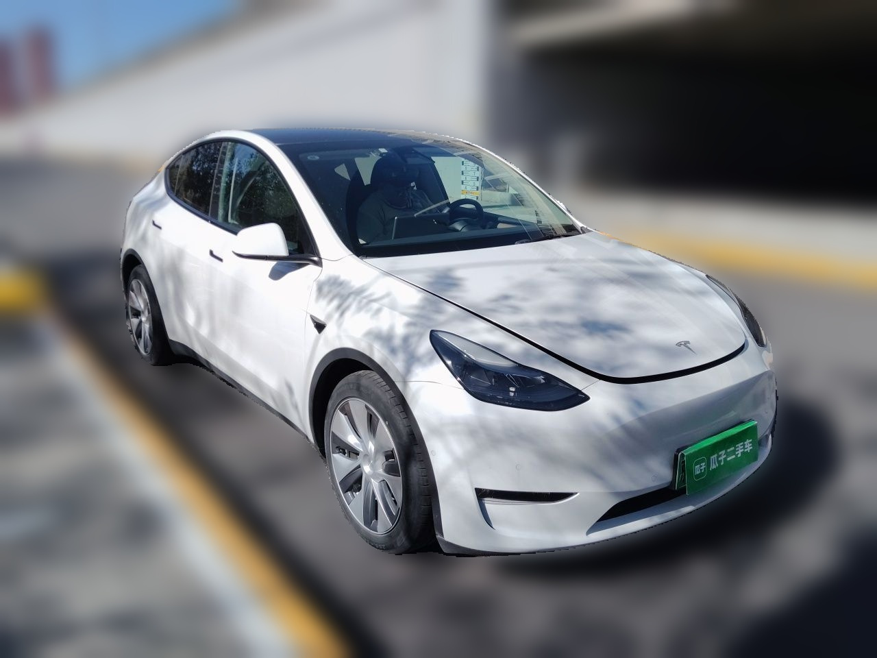 Model Y 2022 Long Range AWD photo 3