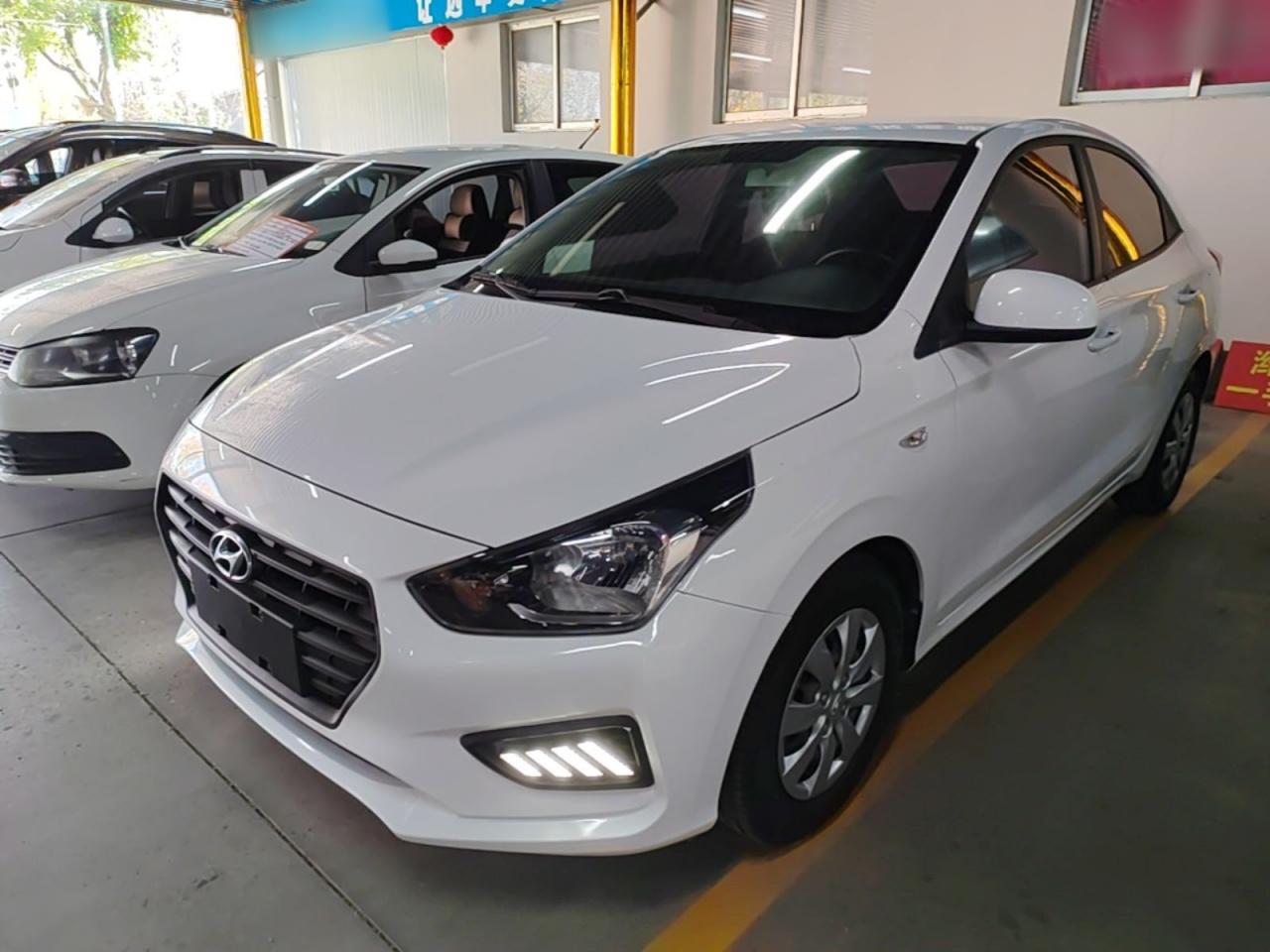 Verna 2017 1.4L MT Refresh Edition China VI