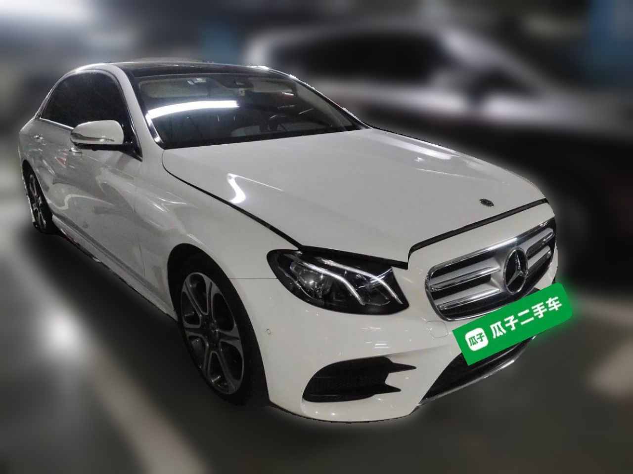 E-Class 2016 E 300 L Sport Luxury photo 3