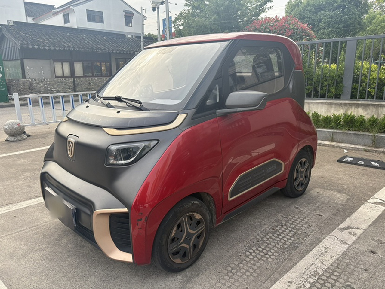 E200 2018