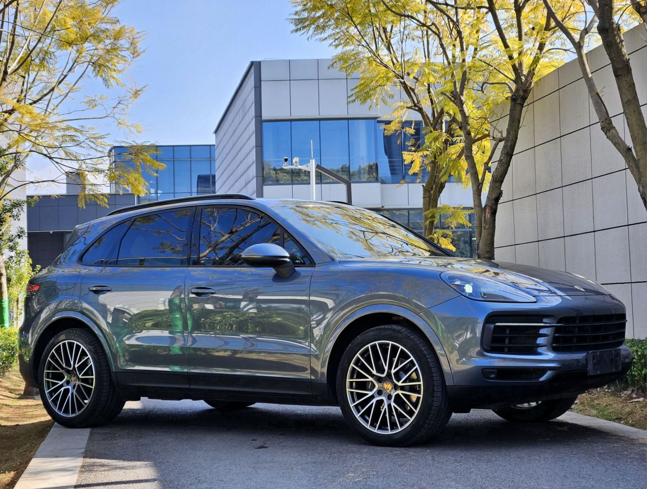 2018 Cayenne 3.0T photo 4
