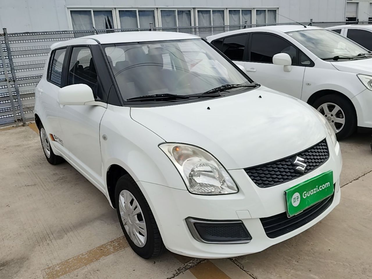 Swift 2014 1.3L MT Standard photo 5
