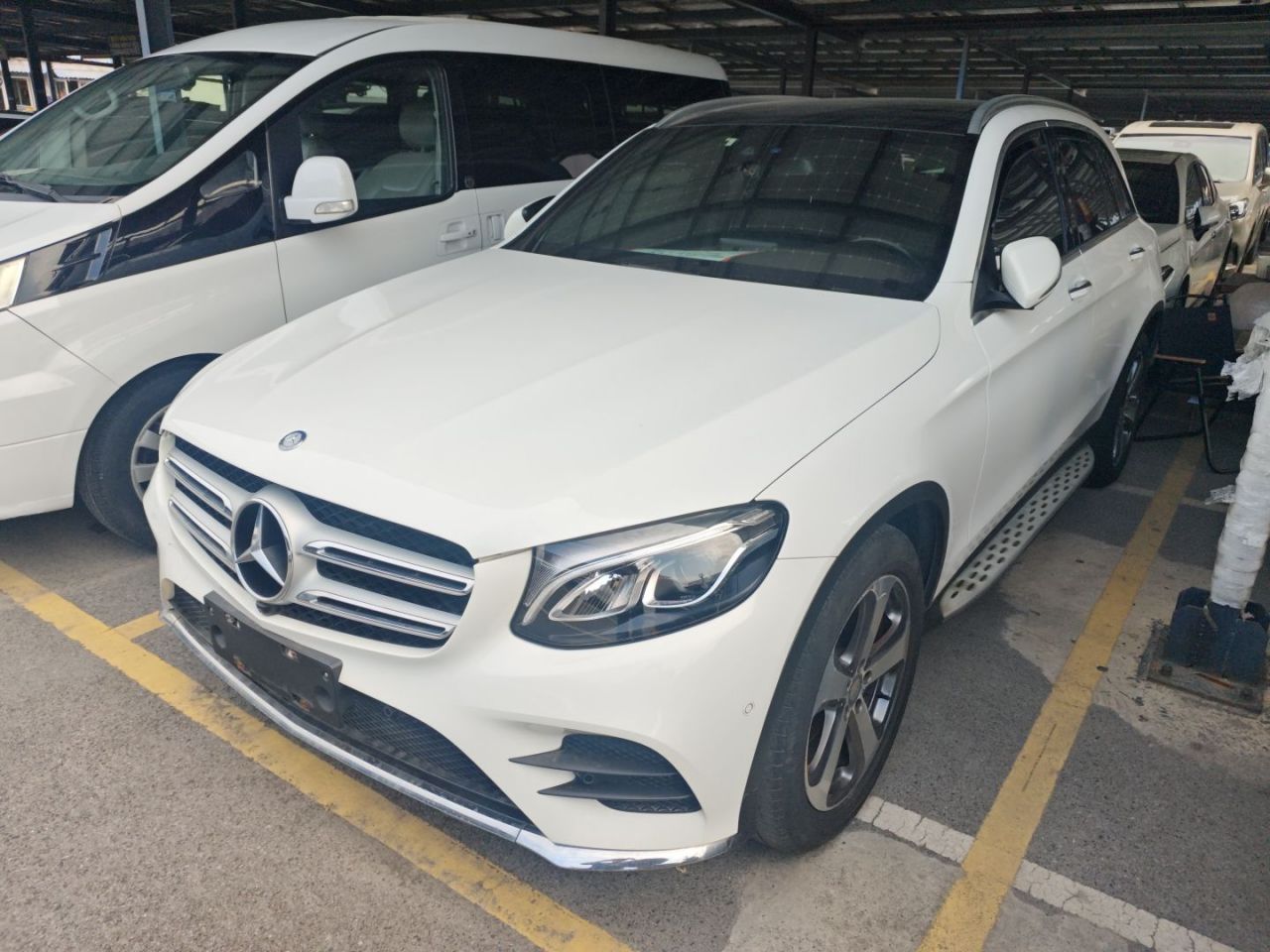 GLC 2017 GLC 260 4MATIC Luxury
