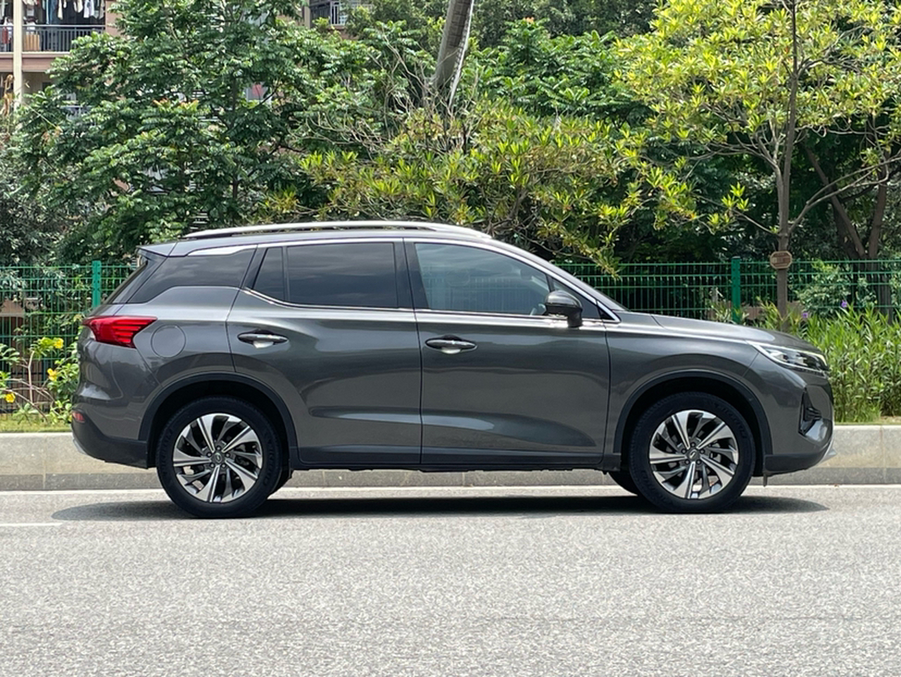 GAC Trumpchi GS4 2021 270T AT Connected Tech photo 4