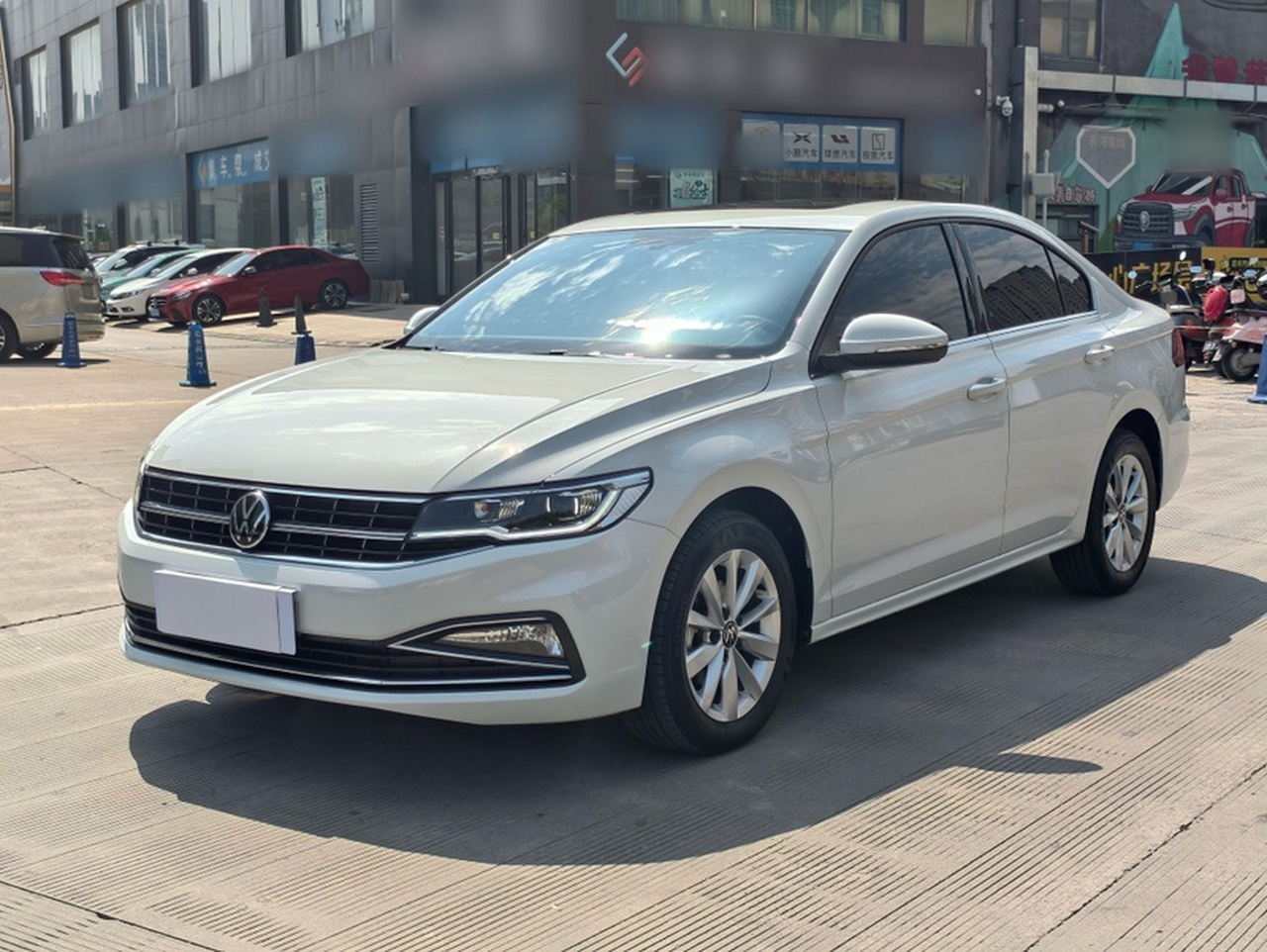 Bora 2021 200TSI DSG Elite Connected