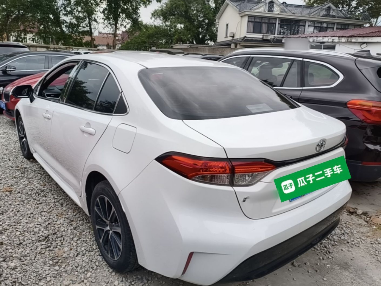 Levin 2024 185T CVT Luxury photo 4