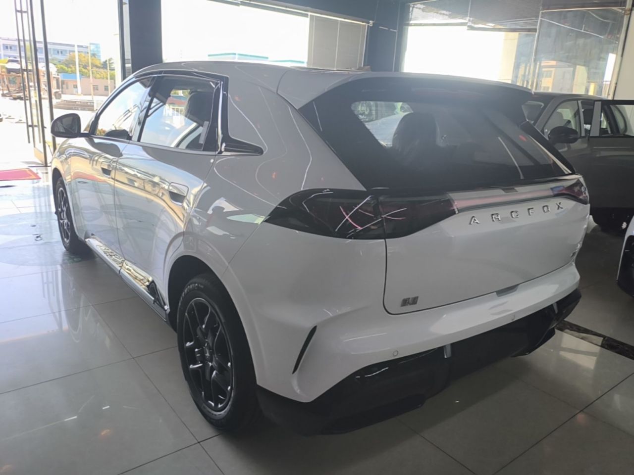 ARCFOX T1 2026 450 PRO photo 4