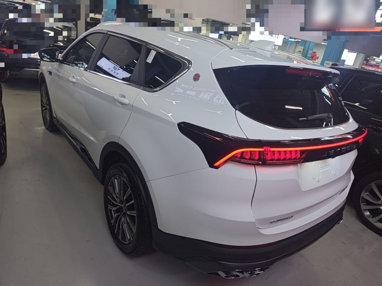 X70 PLUS 2023 1.5T DCTPLUS 5-Seater photo 4