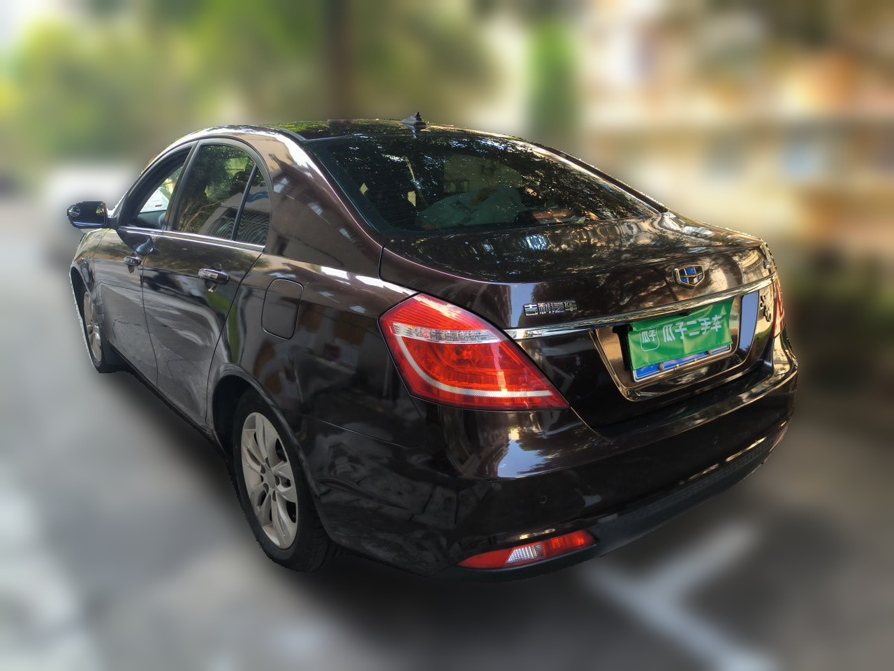 Emgrand 2016 Sedan 1.5L MT photo 4