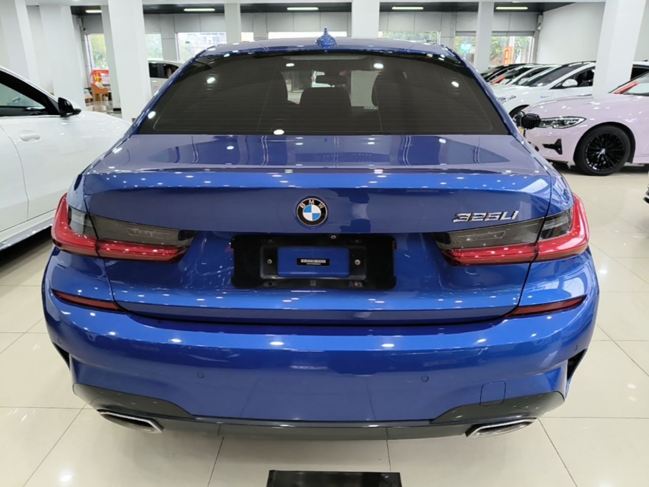 3 Series 2021 325Li M Sport Package photo 5