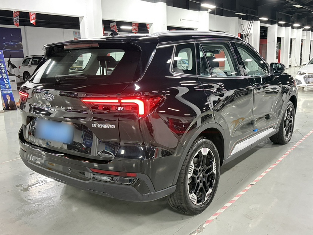 Equator Sport 2025 EcoBoost 170 photo 5