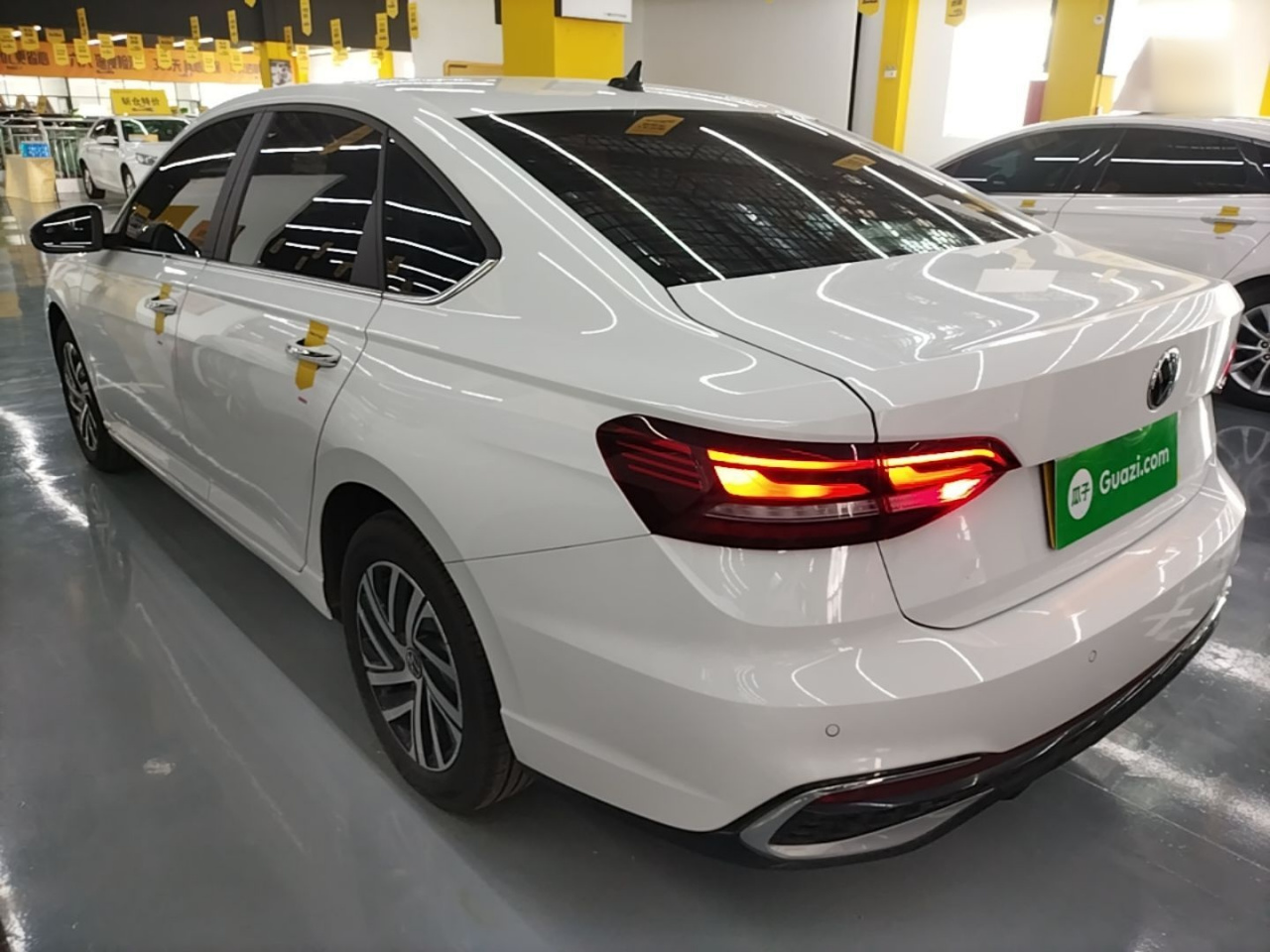 Lavida 2024 1.5L AT photo 4