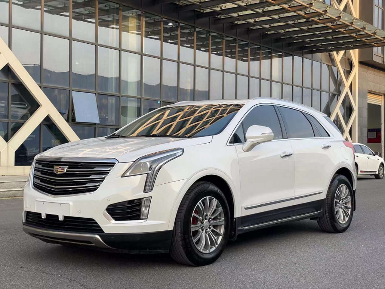XT5 2018 25T Luxury