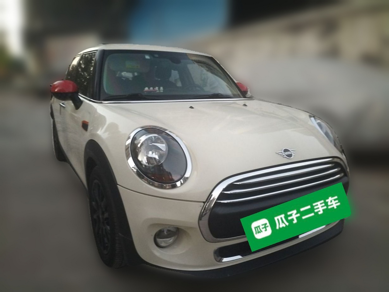 2018 1.5T ONE 5-Door photo 3