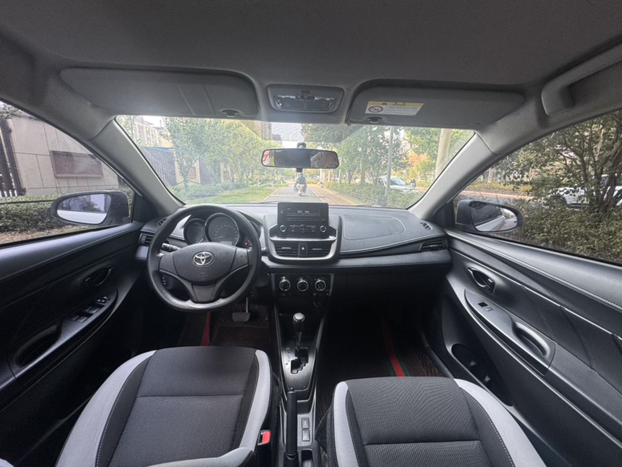 YARiS L 2021 1.5L CVT Leading photo 4