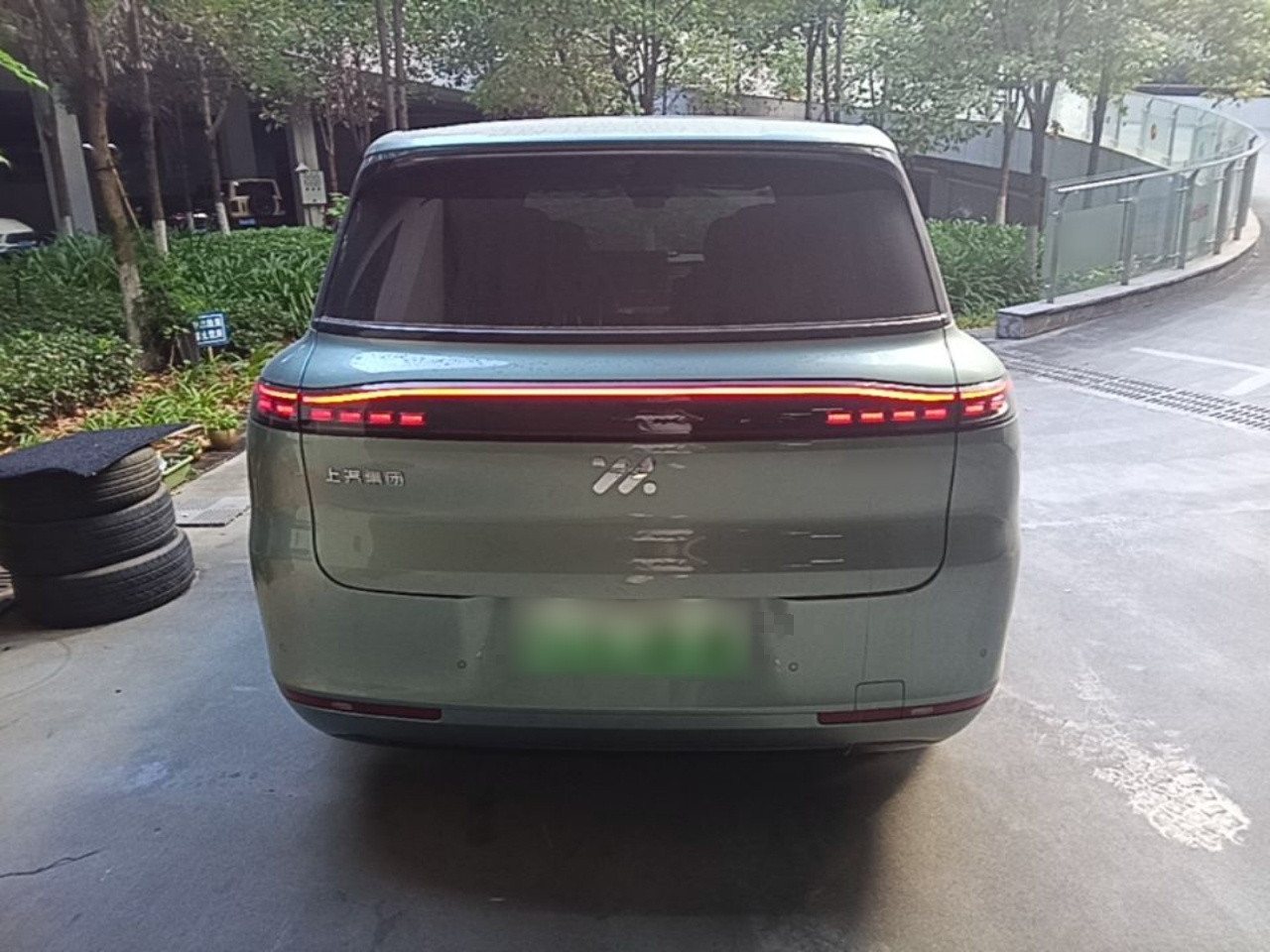IM Motors LS8 2026 52 Max+ 6-Seater photo 3