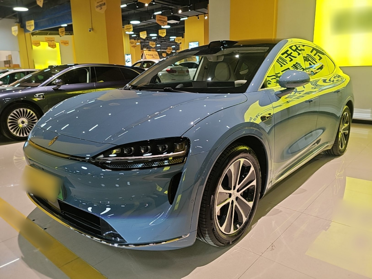 HIMA Luxeed R7 2026 EV Max+ 192-Line LiDAR