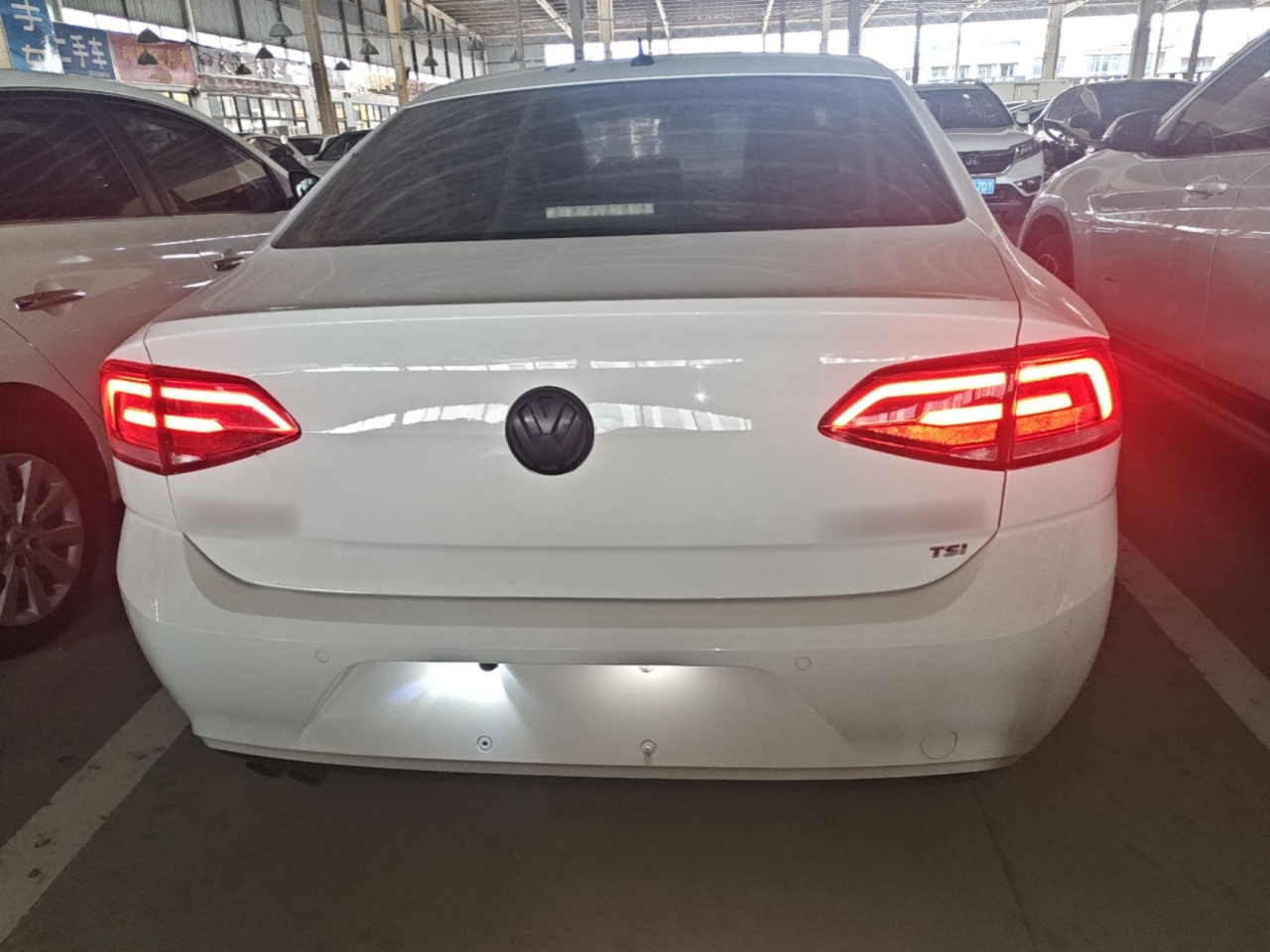 Lamando 2018 230TSI DSG photo 3
