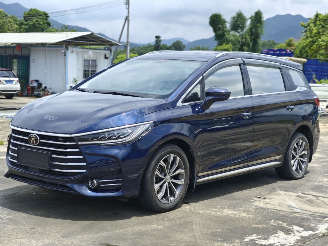 Song MAX 2019 1.5T AT Connected 7-Seater China VI