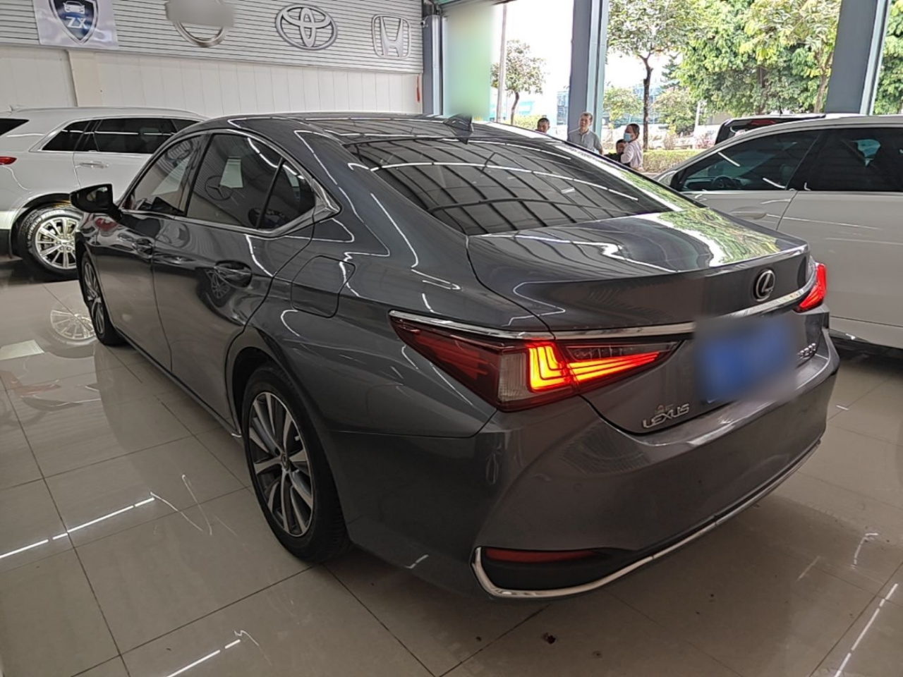 ES 2018 200 Excellence China V photo 4