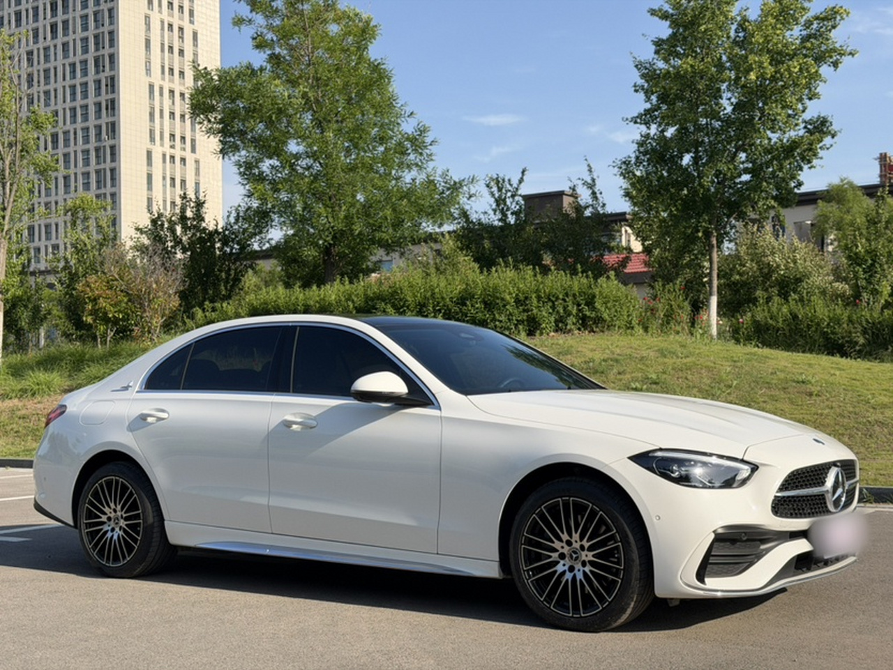 C-Class 2025 Facelift C 260 L Sport photo 2