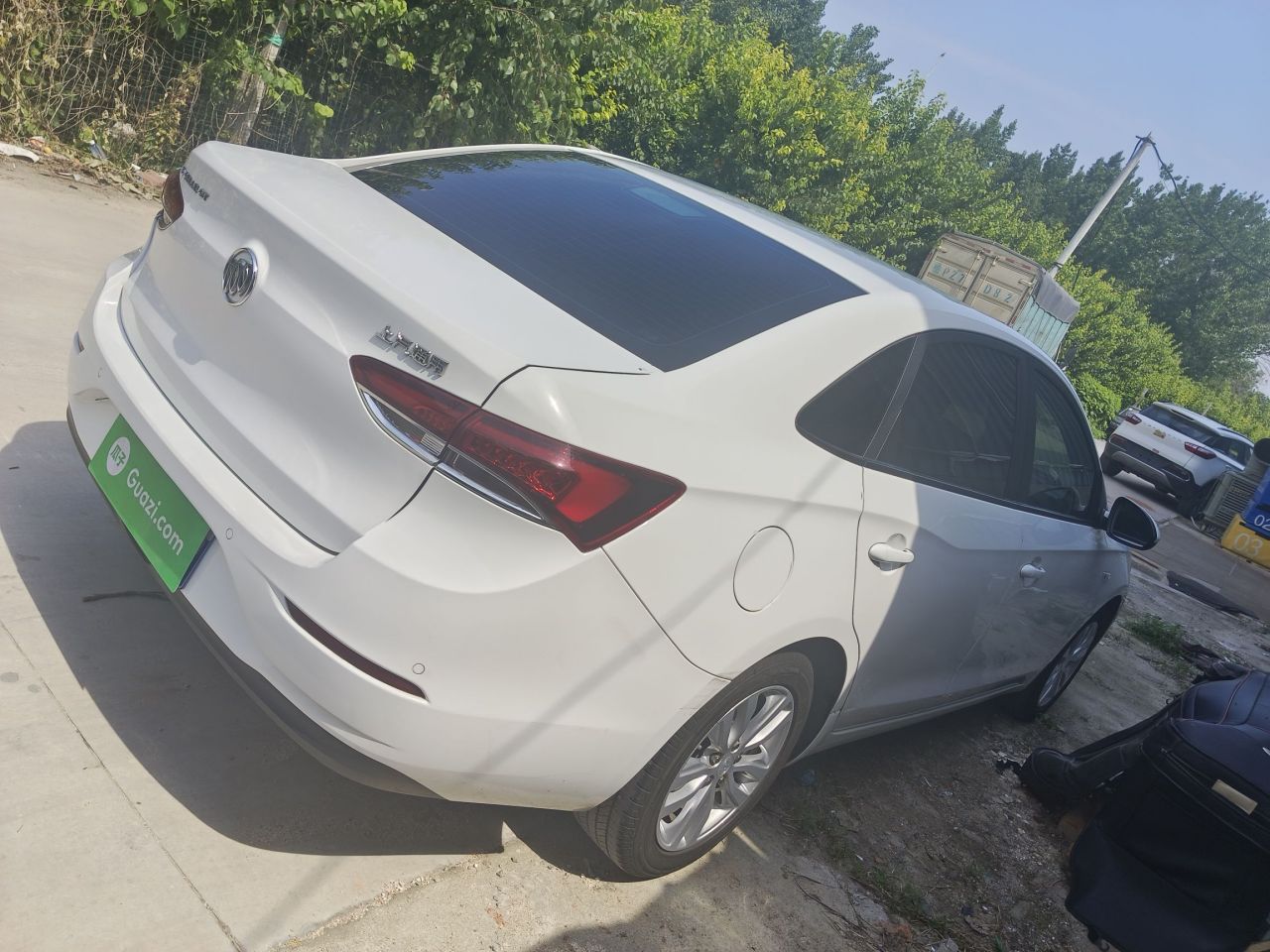 Excelle 2021 Facelift Classic 1.5L AT Elite photo 4