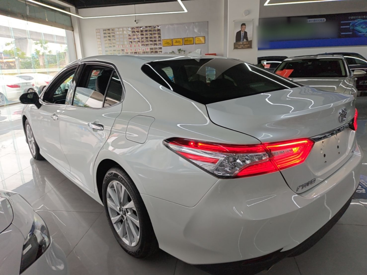 Camry 2021 2.0G Luxury photo 4