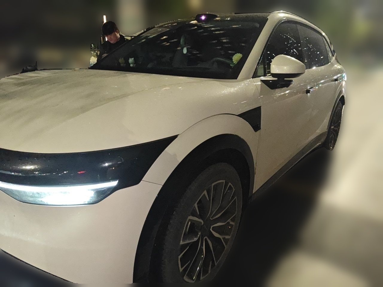 7X 2025 75kWh RWD ADAS