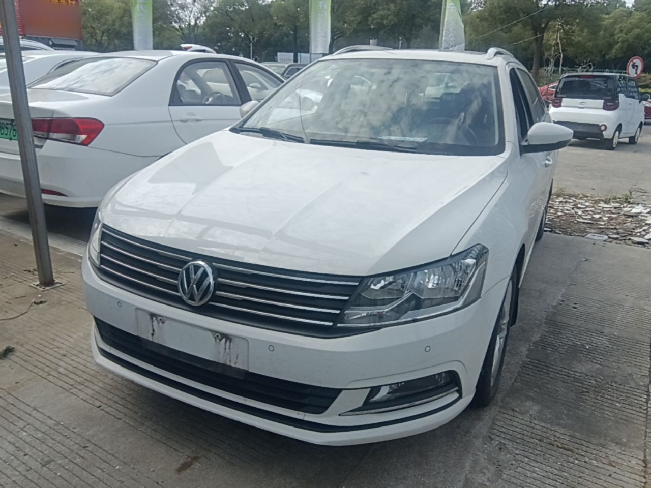 2015 1.6L AT Comfort