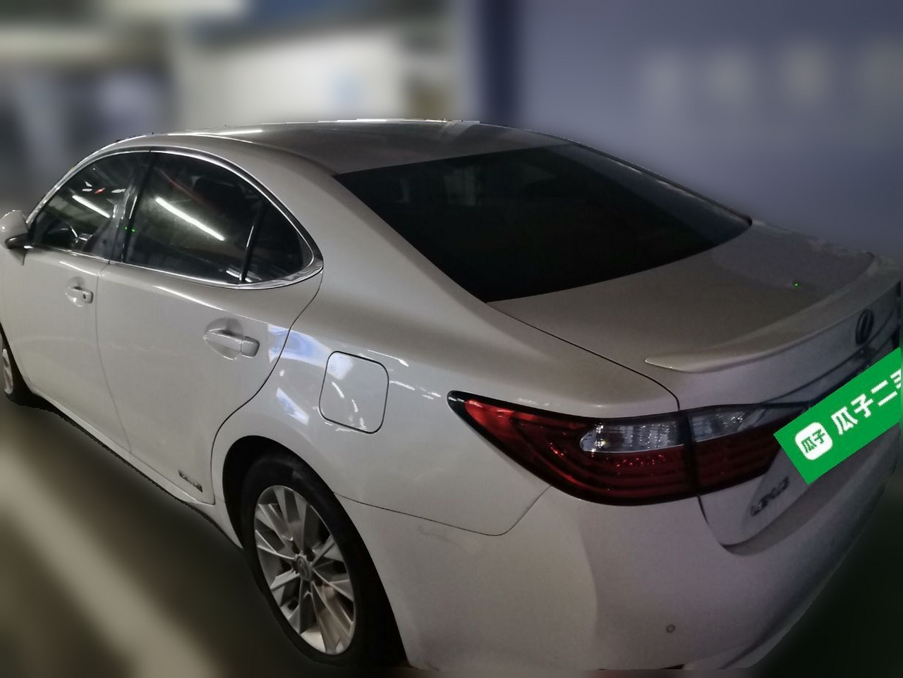 ES 2014 300h Comfort photo 4