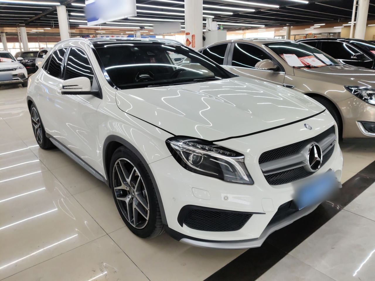 GLA AMG 2016 AMG GLA 45 4MATIC photo 3