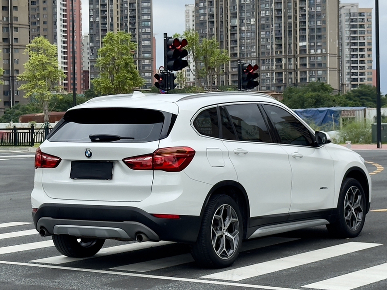 X1 2018 xDrive20Li Exclusive photo 4
