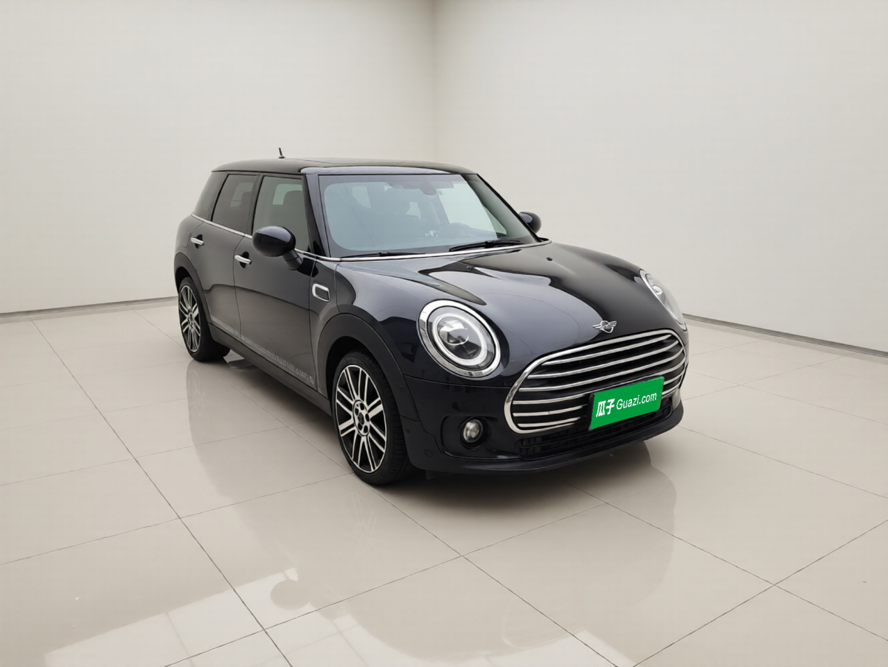 2019 1.5T COOPER photo 2