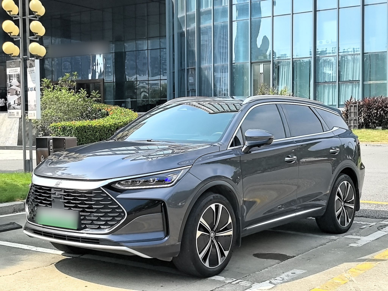 Tang EV 2022 DM-p 215KM AWD Flagship