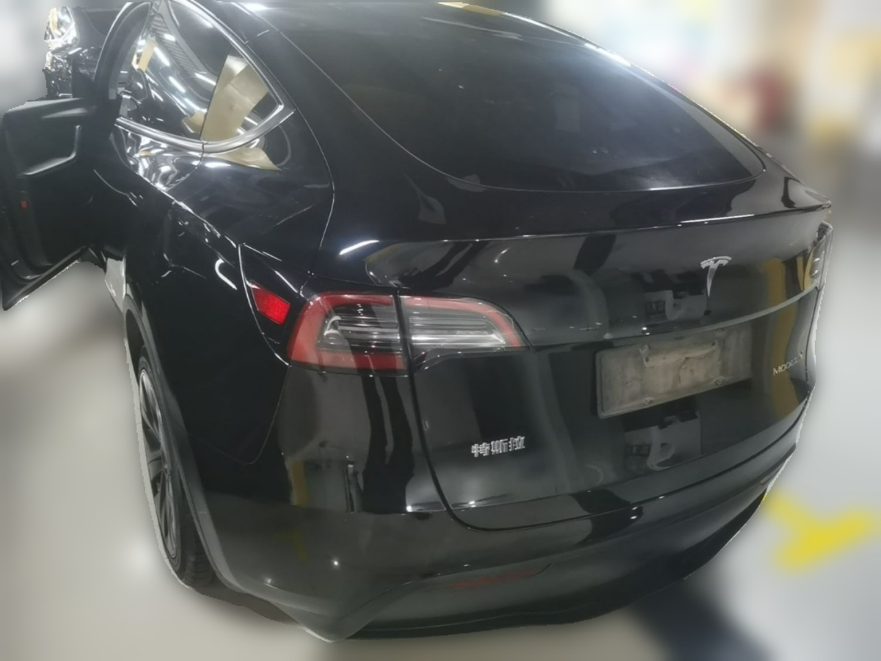 Model Y 2024 RWD photo 4