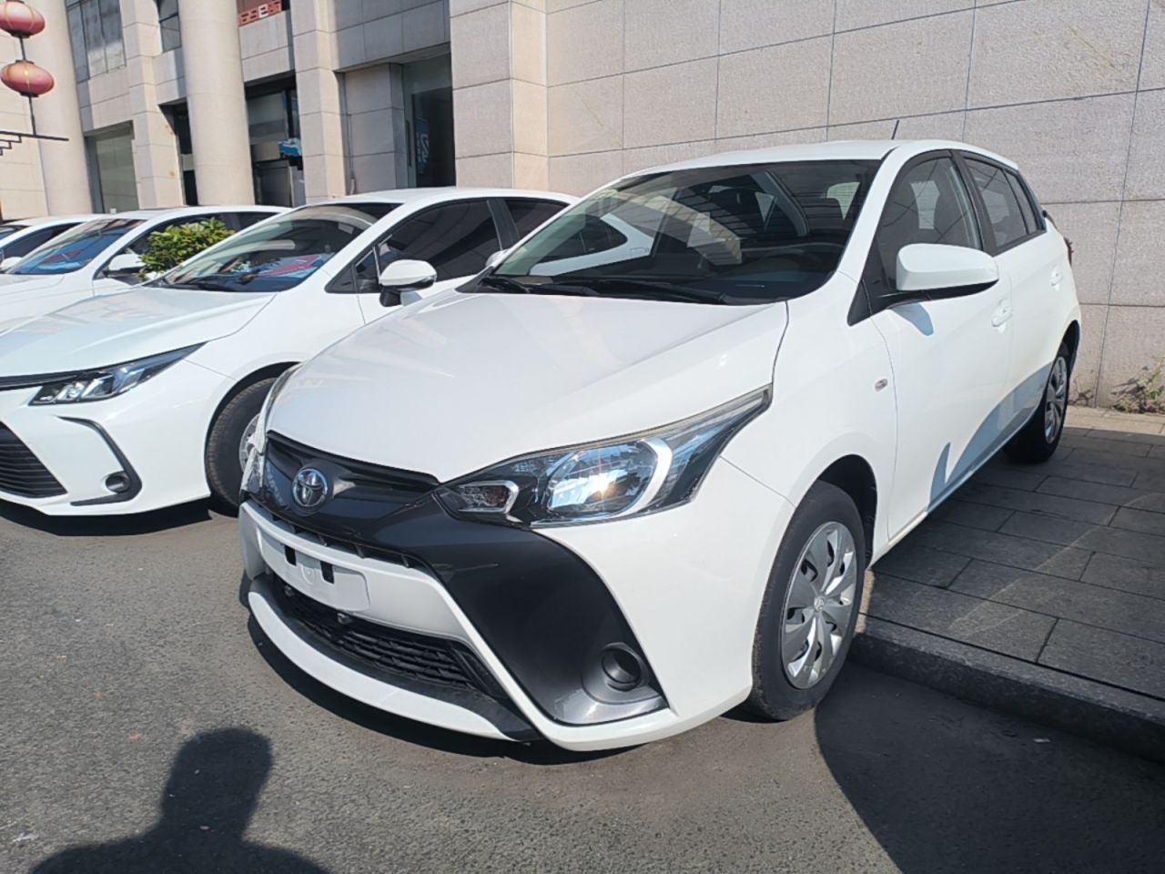 YARiS L 2022 1.5L CVT Leading PLUS