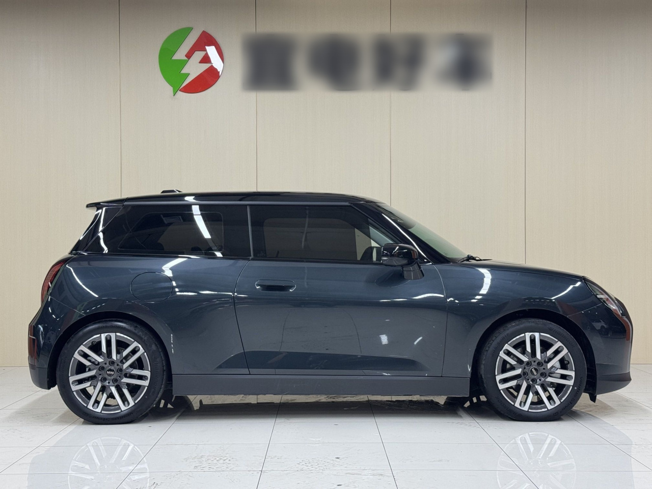 MINI COOPER 2024 456km COOPER E Classic photo 4