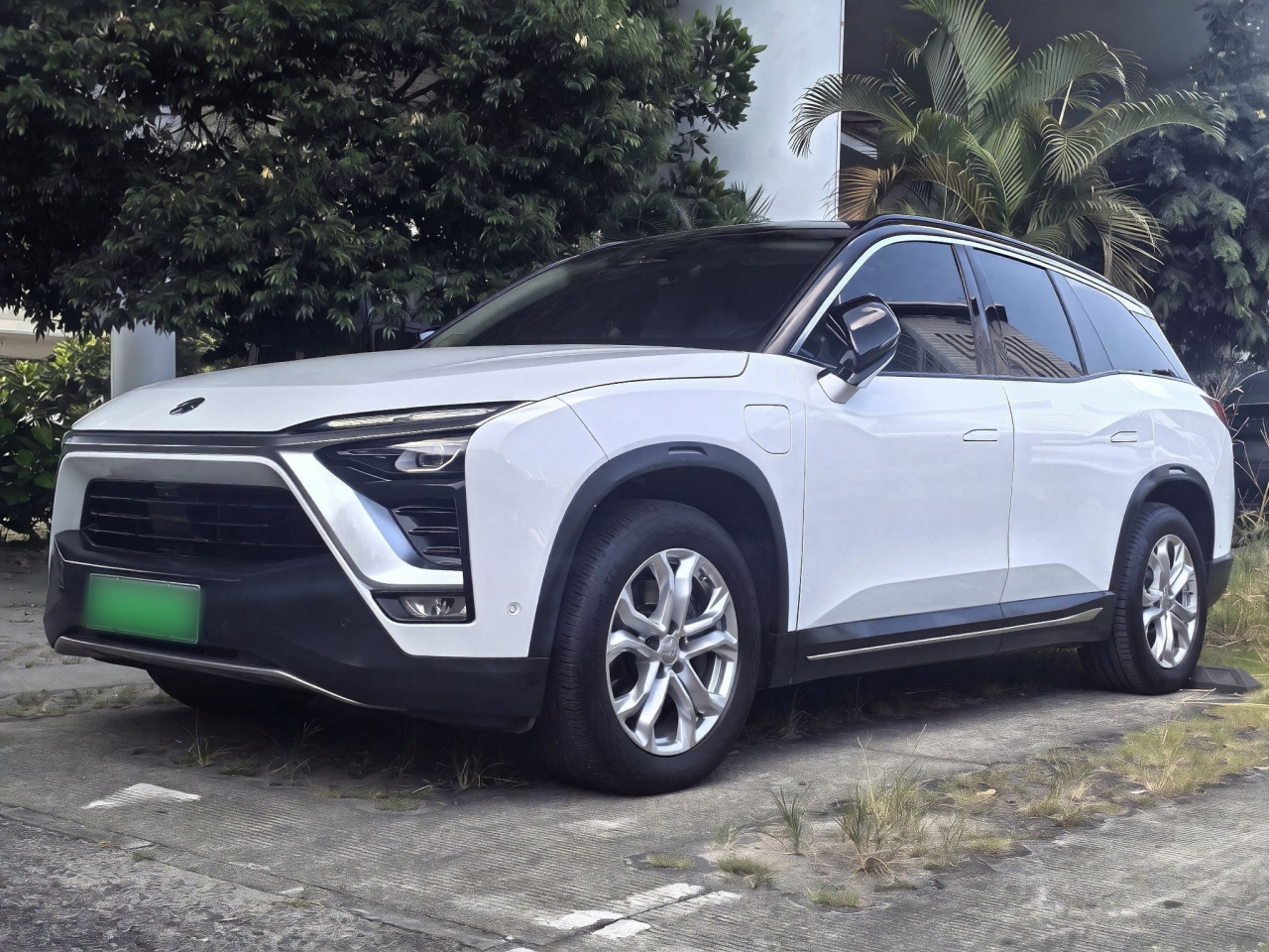 ES8 2018 355KM 7-Seater