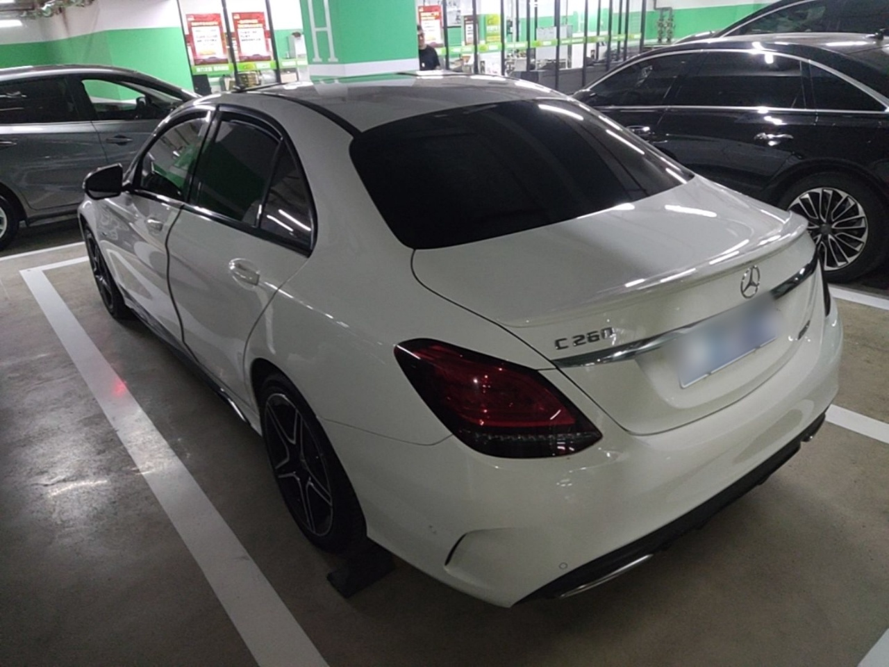 C-Class 2021 C 260 Starlight Edition photo 4