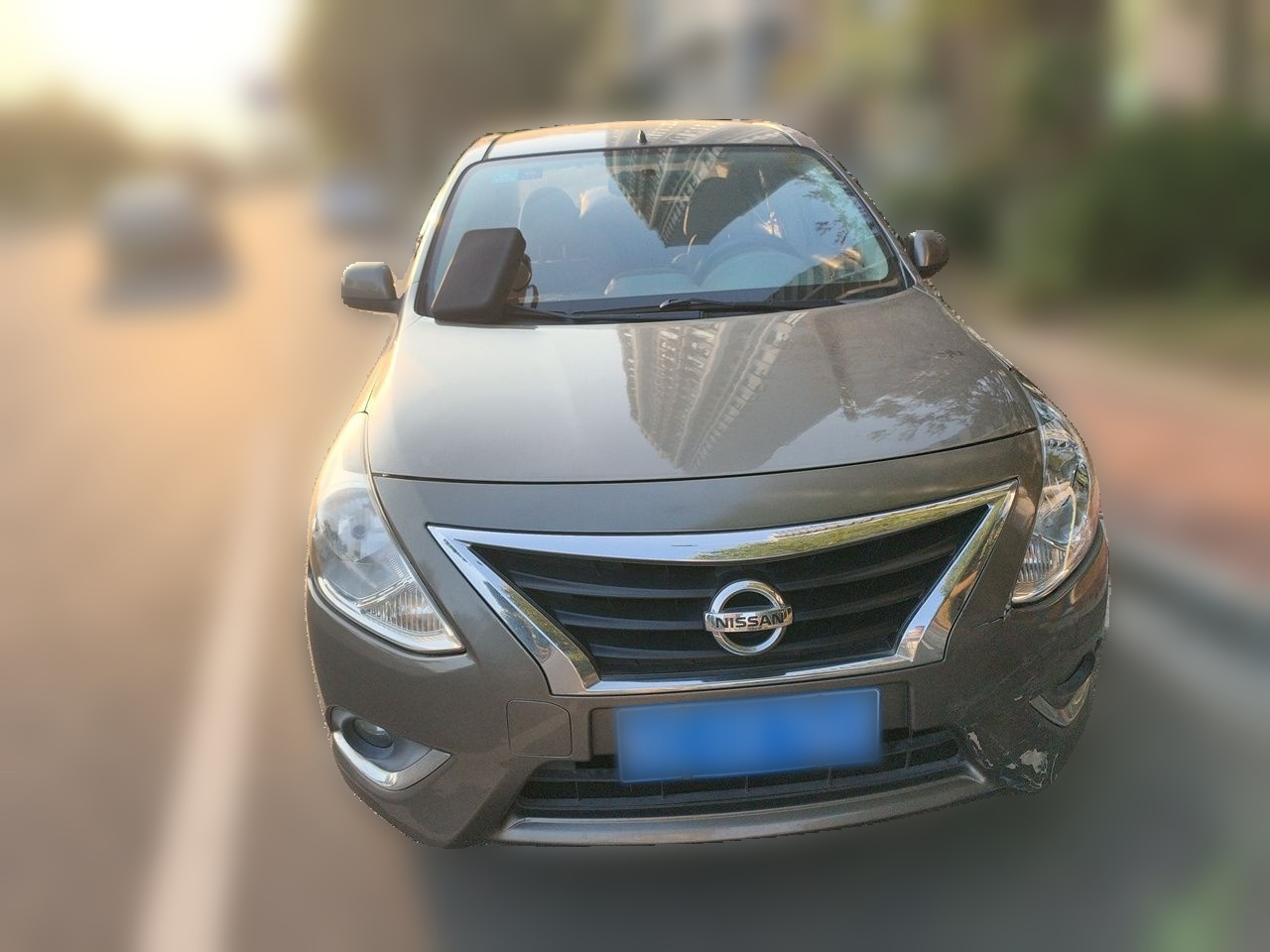 2016 1.5XE CVT Leading photo 3