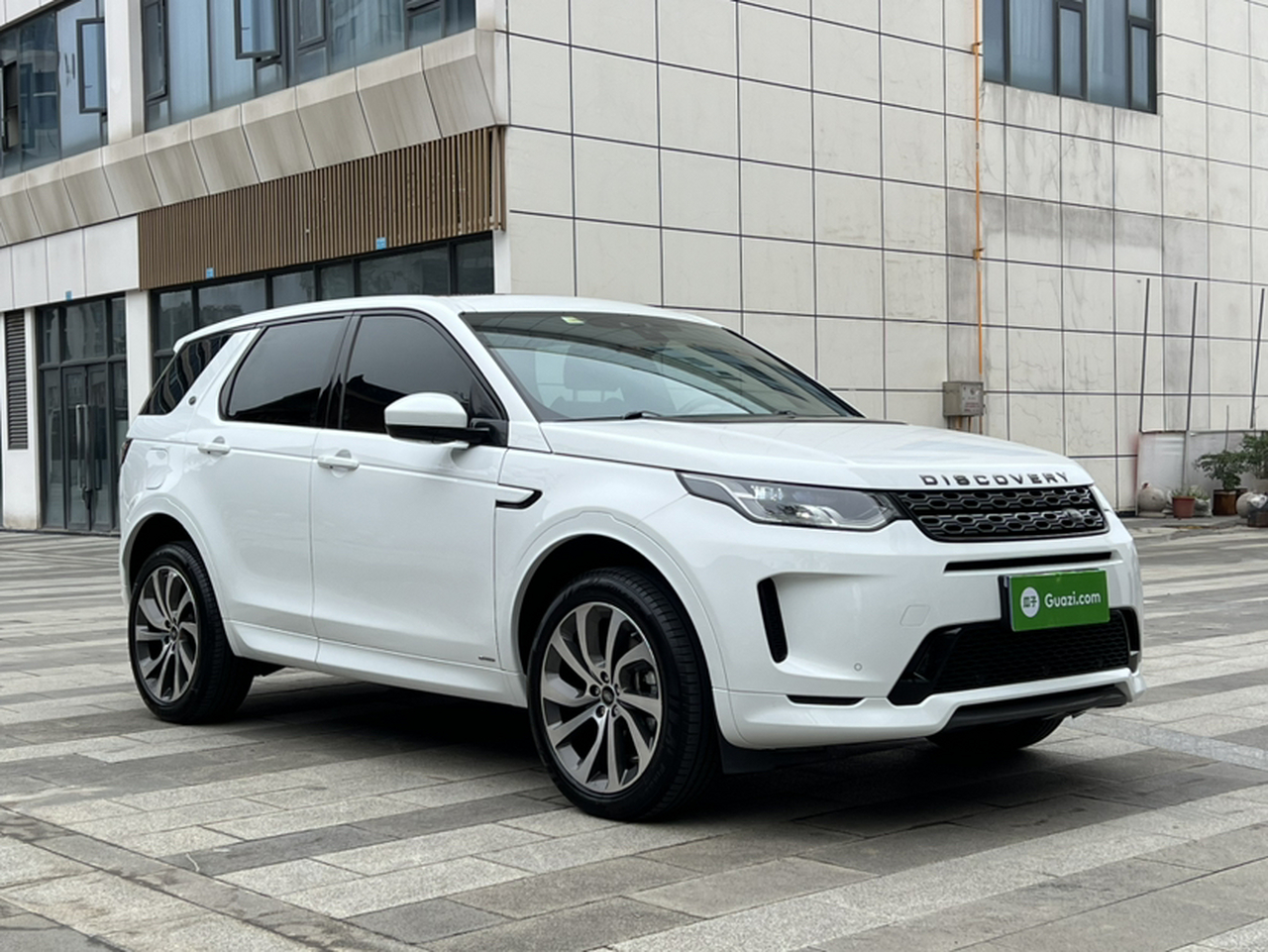 Discovery Sport 2020 249PS R-Dynamic Performance photo 3