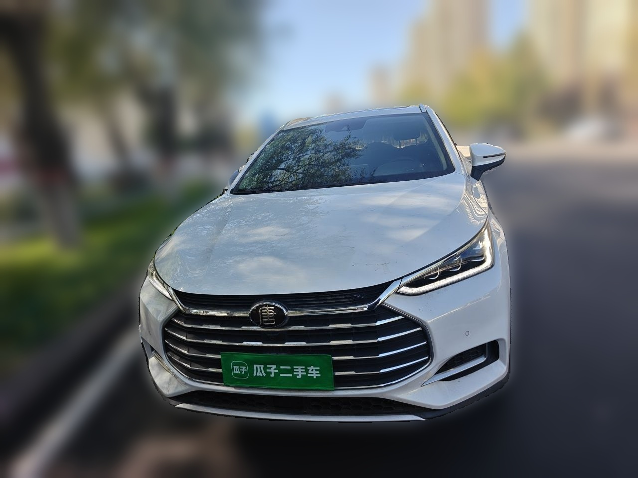 Tang 2019 2.0T AT Connected Noble 7-Seater China VI photo 2