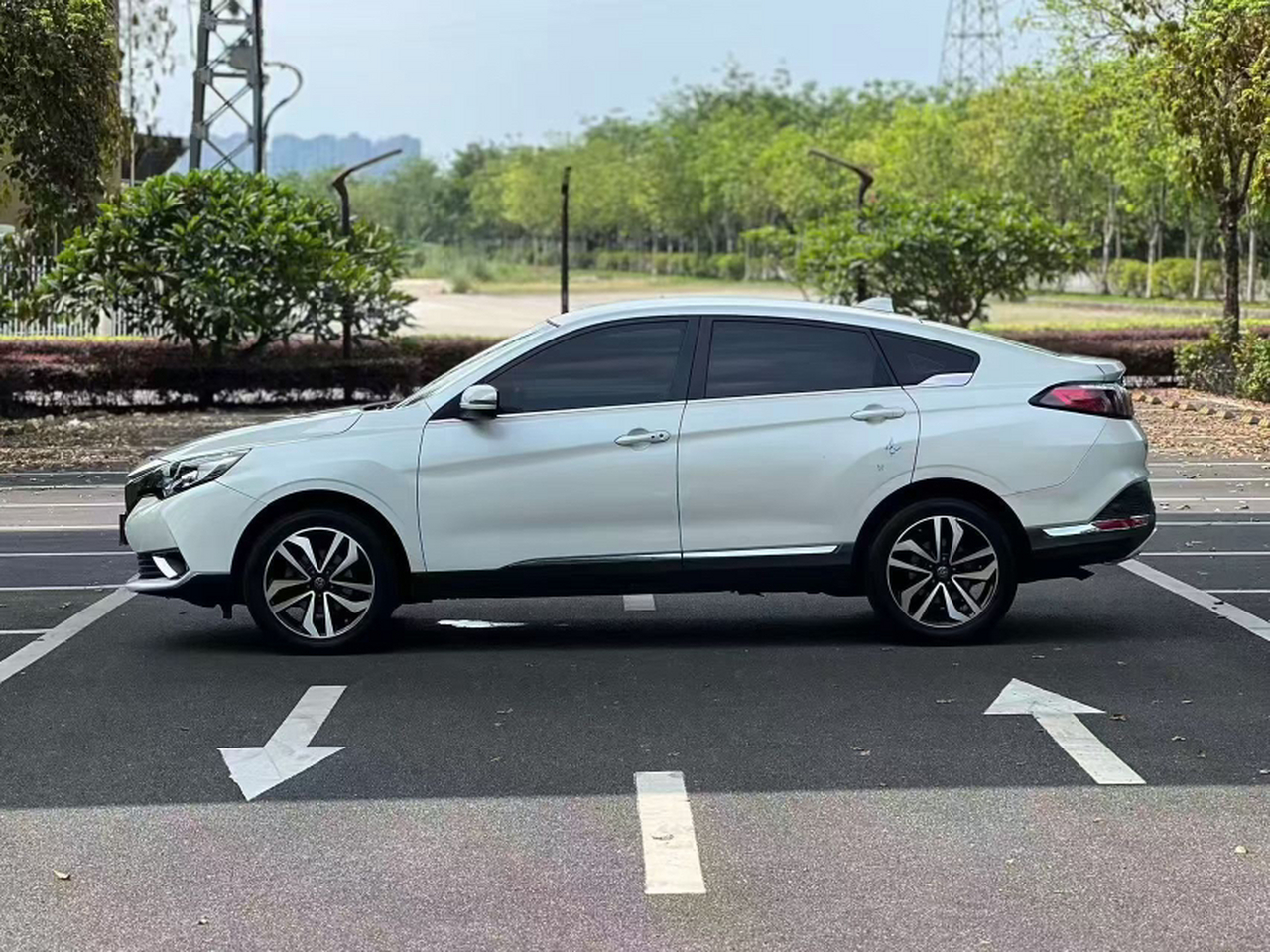 T90 2018 2.0L CVT Connected China V photo 2