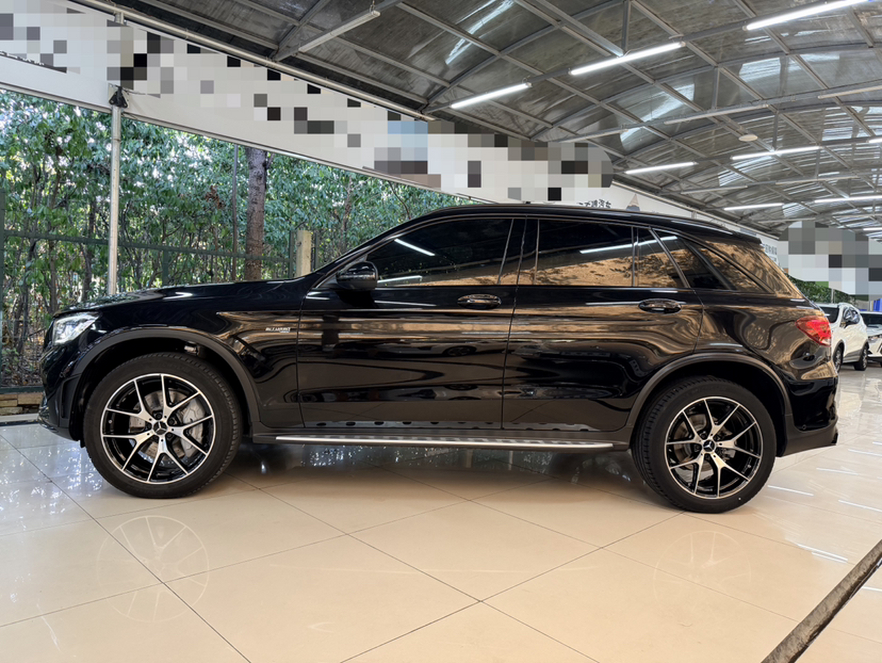 GLC AMG 2020 AMG GLC 43 4MATIC photo 3