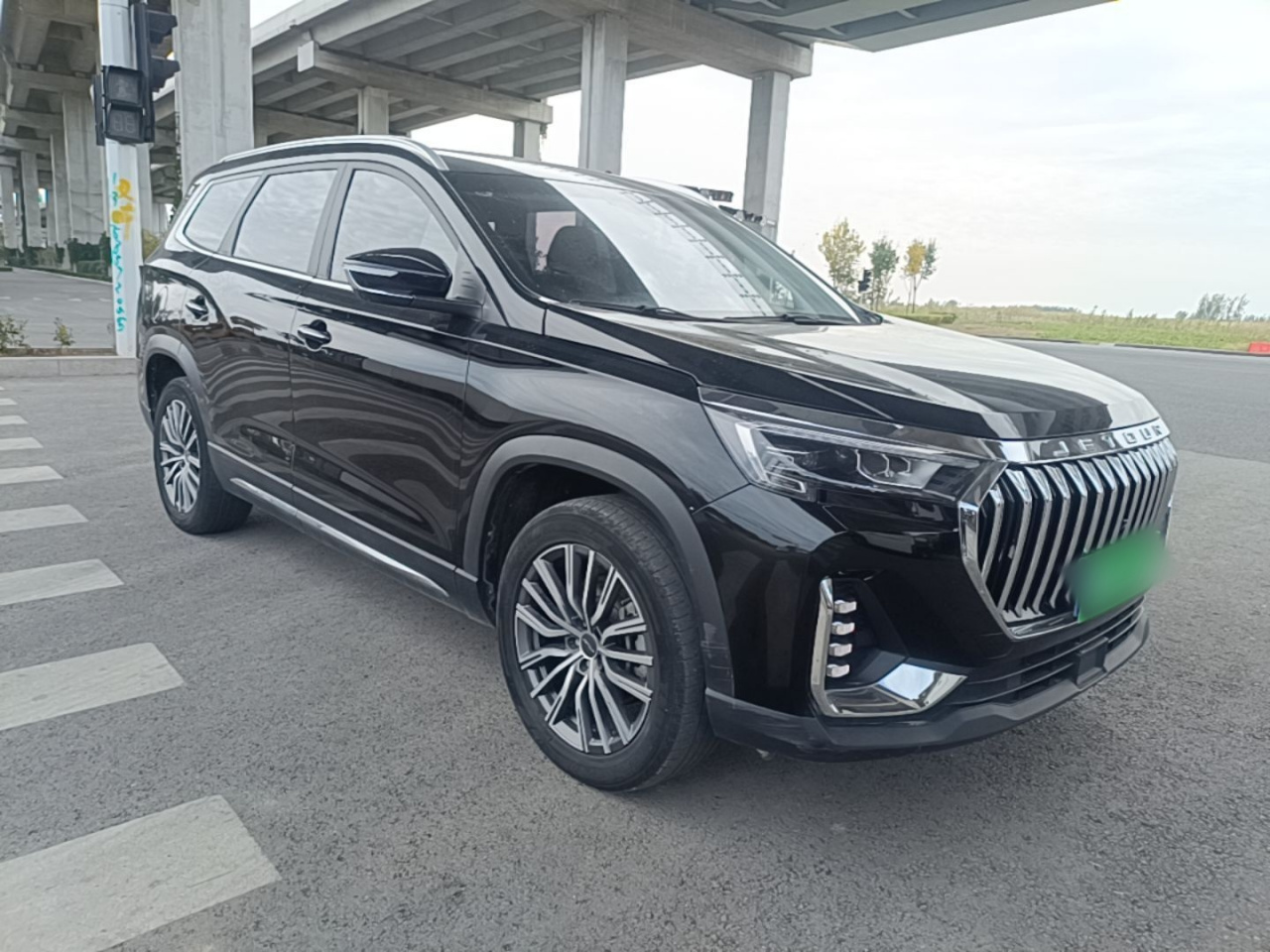 X90 PLUS 2024 1.6TD DCT 7-Seater photo 3