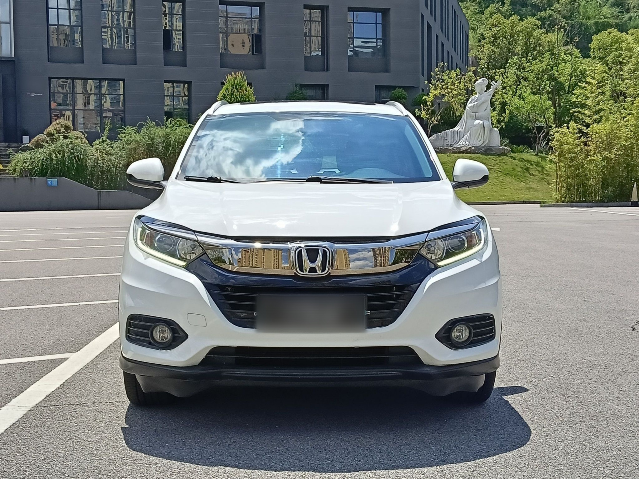 Vezel 2020 1.5L CVT Elite photo 4