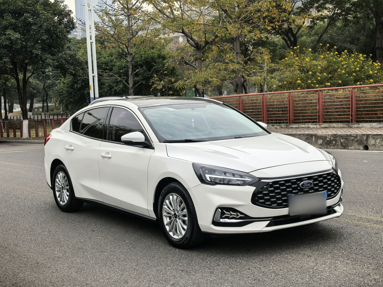 Focus 2021 Sedan EcoBoost 180 AT photo 3