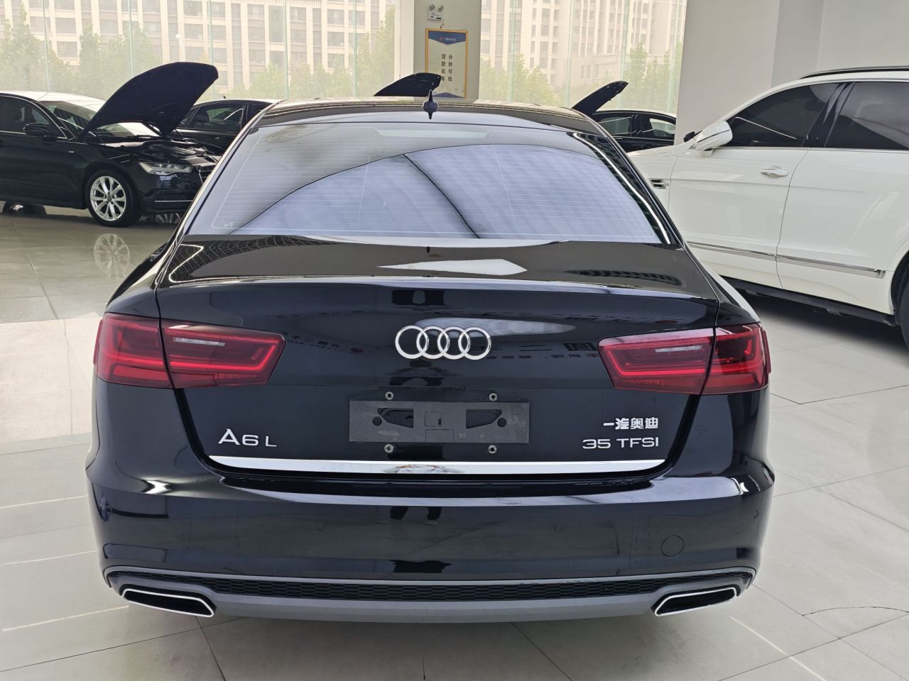 A6L 2018 30 Anniversary 35 TFSI Sport photo 4