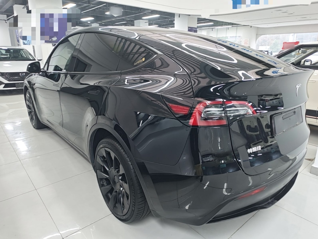 Model Y 2021 Long Range AWD photo 4