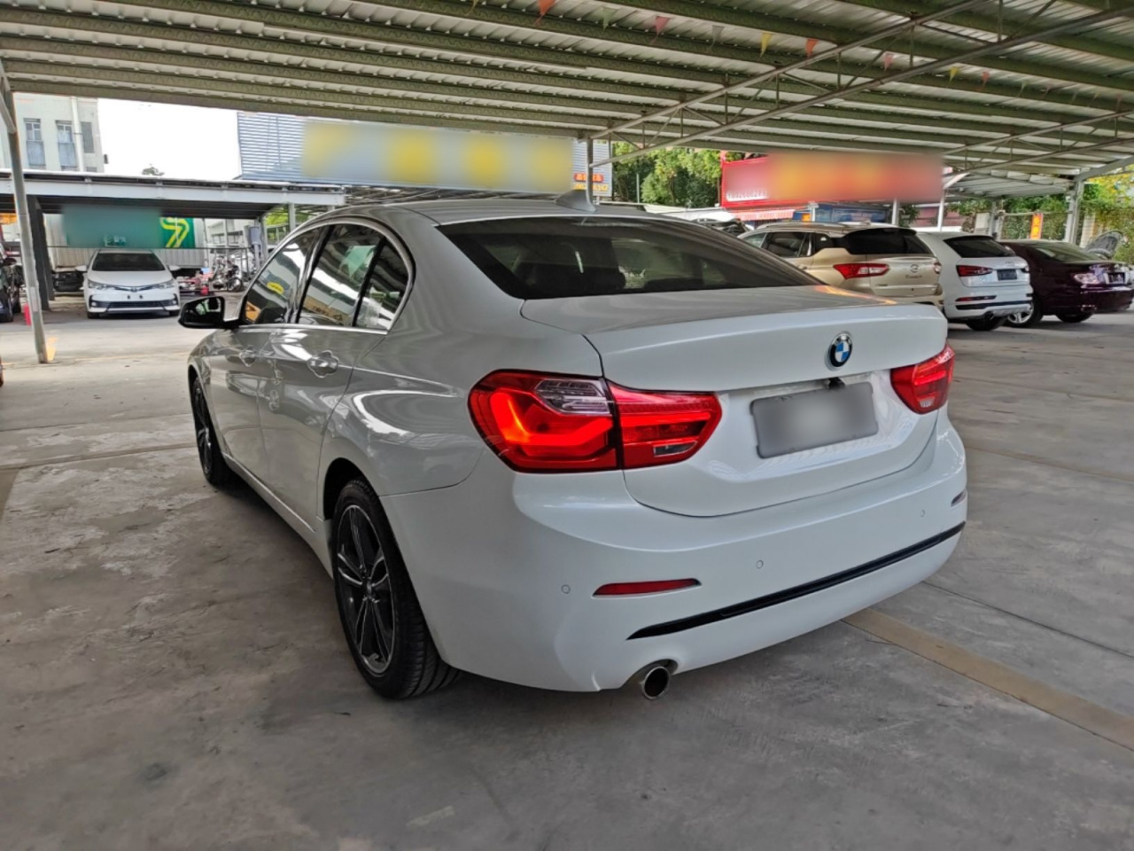 1 Series 2018 118i Sport photo 4